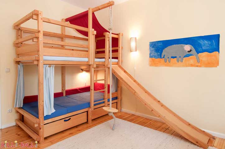 Etagenbett mit Rutsche, Kletterseil, Schaukelteller und Bettkästen, unten … (Etagenbett)